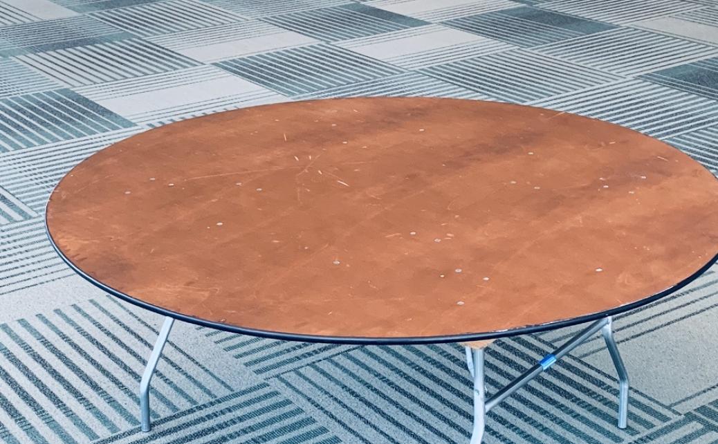 72" round table with wood top